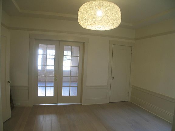 5th image of 2345 Bush St APT 1
