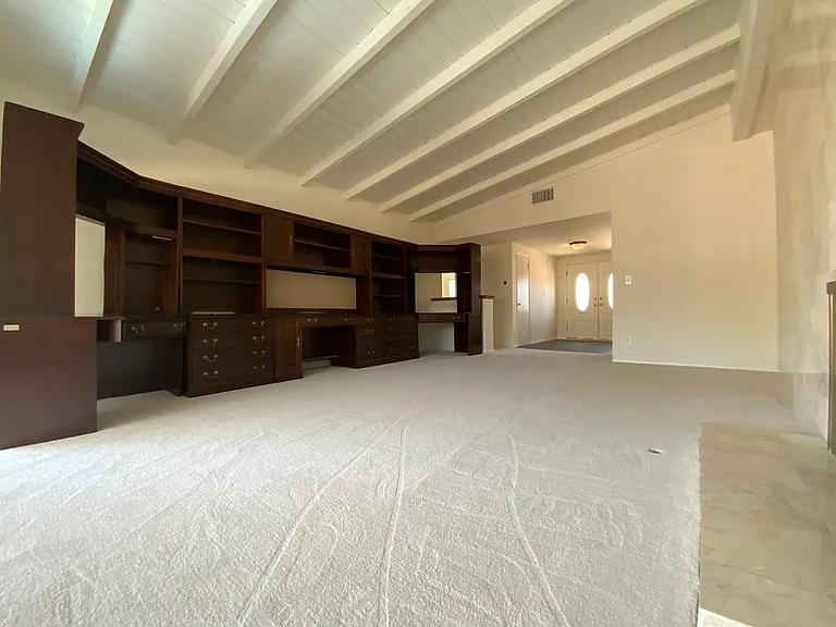 22545 Hatteras St — Photo 14