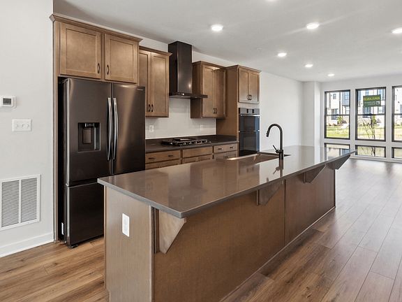 3rd image of 17228 Hardisty Way