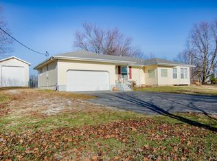 91 W Cherry St, Fair Grove, MO 65648