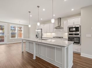 1109 Blackthorn Ln, Durham, NC 27703