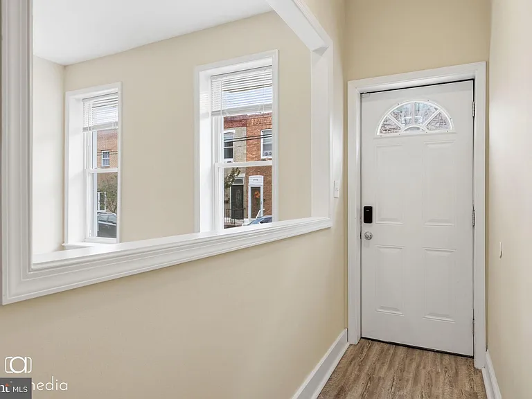 1729 Reed St — Photo 3