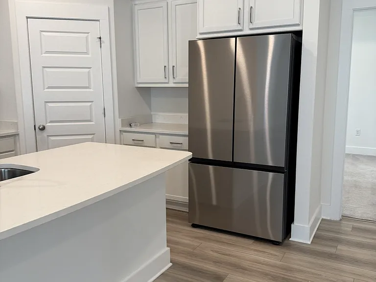 210 Lyla Ln — Photo 20