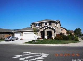 1548 Symphony Ln, Hughson, CA 95326