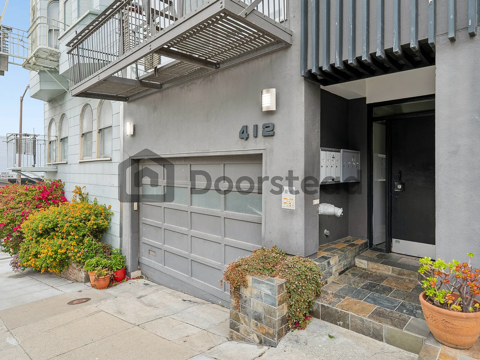 Studio, 1.0 bath, 220 sqft, $2,300 — Photo 4