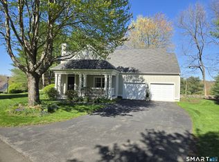10 Pelham Way UNIT 10, Middlebury, CT 06762
