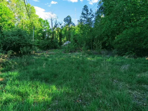Factory Dr, Clintwood, VA 24228