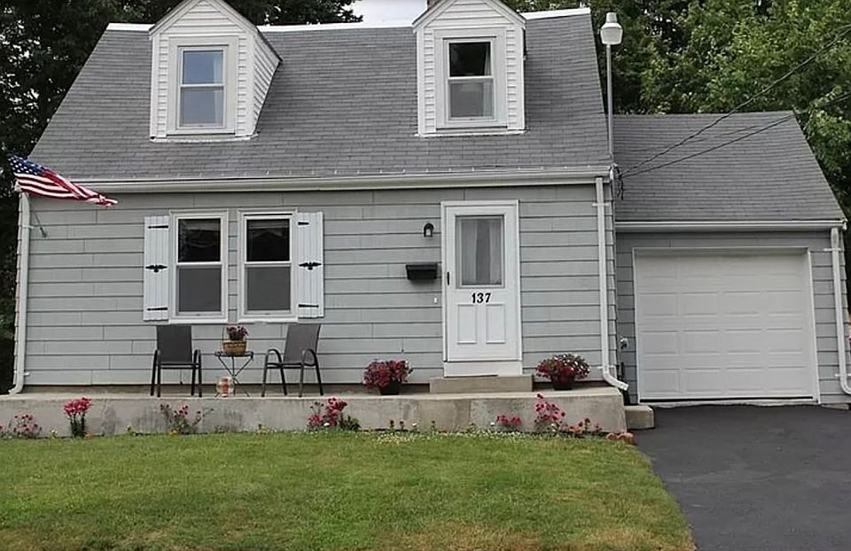 1st image of 137 Channing Ave