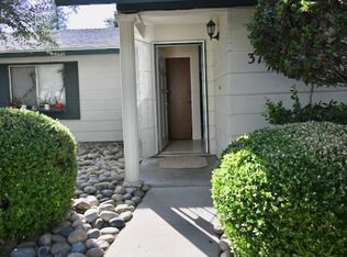 3733 S Shady St, Visalia, CA 93277