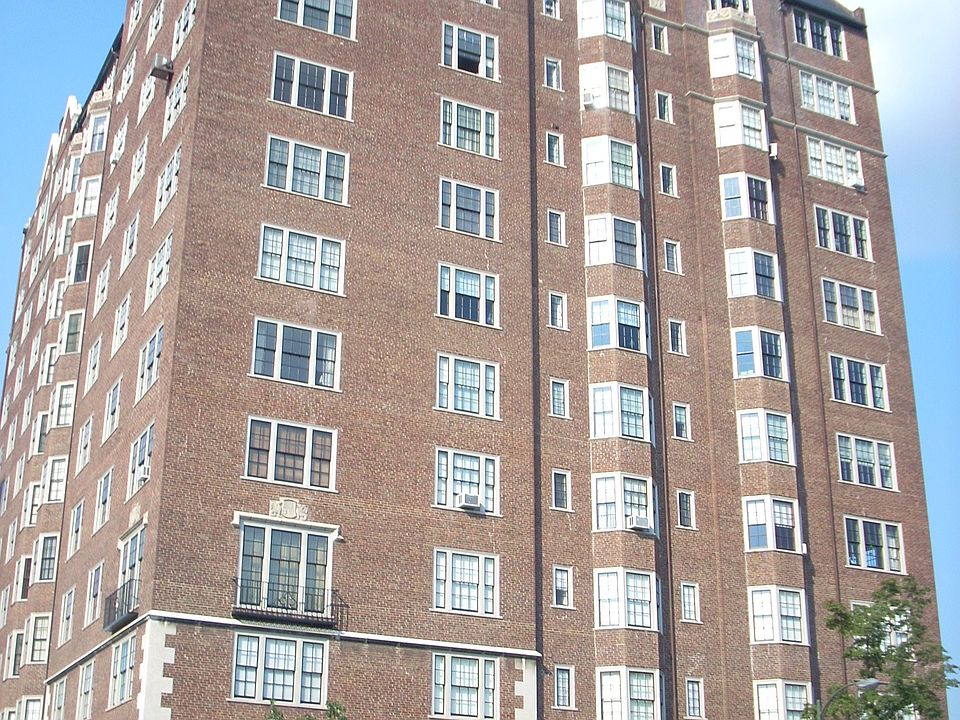 1st image of 612 W Franklin St #U9a