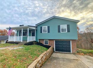 280 Pine Cir, Dunbar, WV 25064