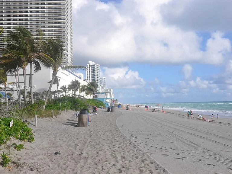 1865 S Ocean Dr #12E — Photo 24