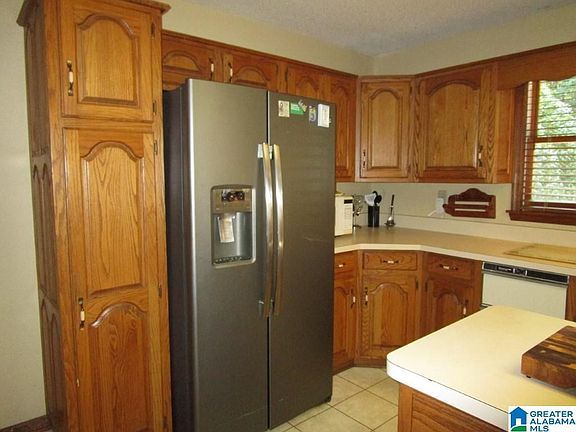 2nd image of 830 Lakeview Estates Dr