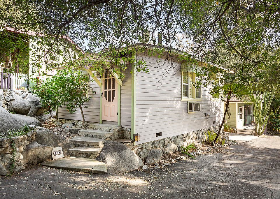 1st image of 488 Audubon Way