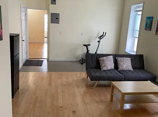 522 82nd St #2F, Brooklyn, NY 11209