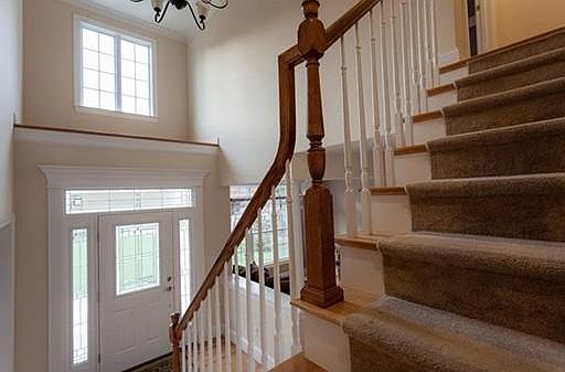 3rd image of 15 Lakewood Ln