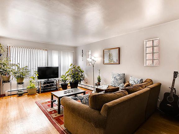 4th image of 5346 W Parker Ave