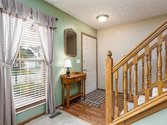 2nd image of 457 Springwood Lake Dr