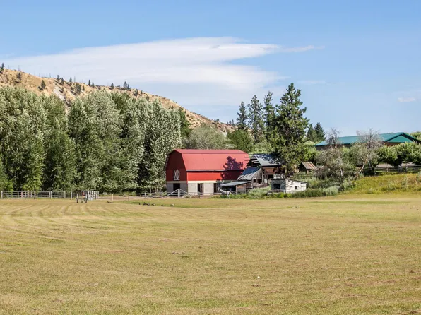 9534 Saunders Rd, Peshastin, WA 98847