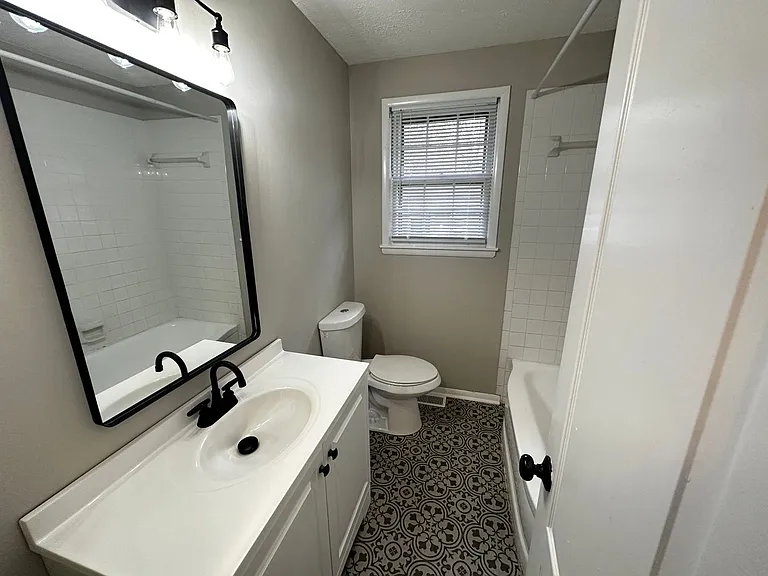 2003 Urban Dr — Photo 12
