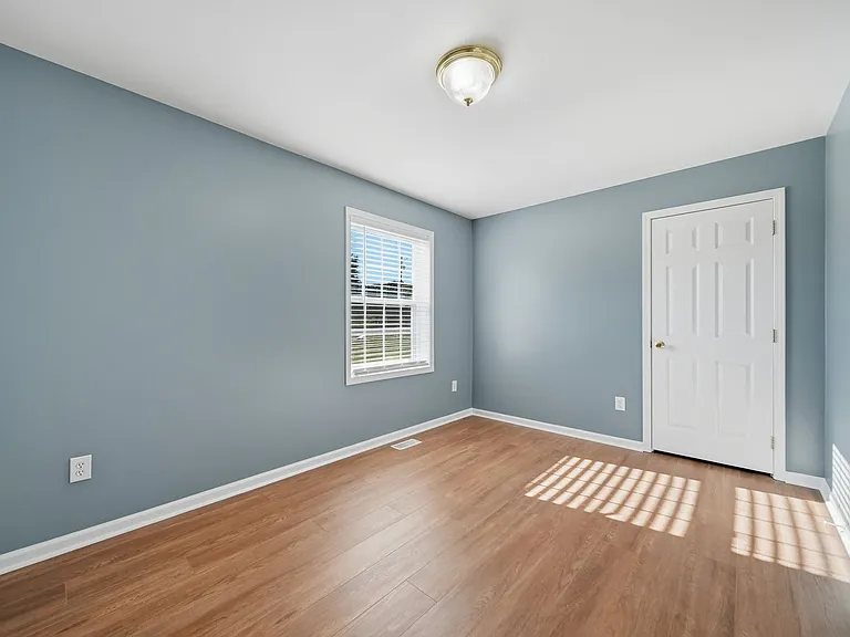 1602 County Home Rd — Photo 12