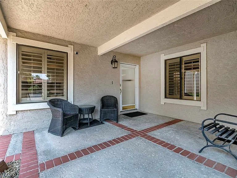 2312 Plaza Del Prado — Photo 33