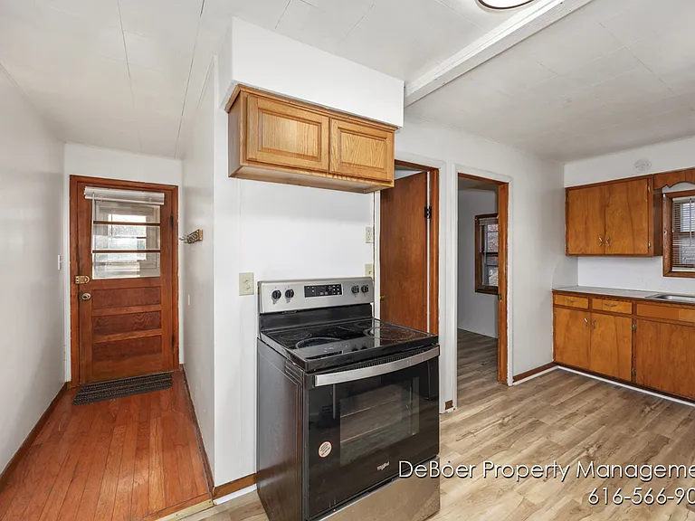 1621 Lakeshore Dr #2 — Photo 15