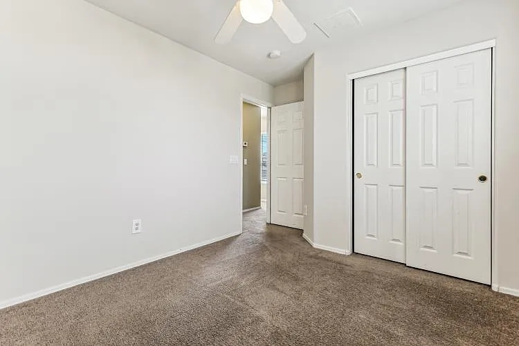 3011 W Cavalry Dr — Photo 4