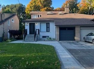 160 Three Valleys Dr #C13, Toronto, ON M3A 3B9