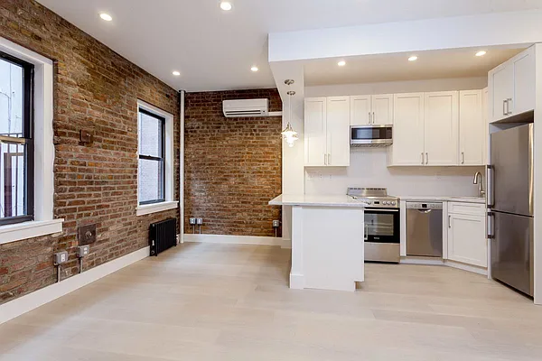 Rented by Compass | media 16