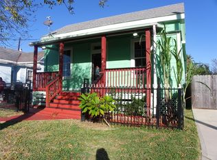 1106 40th St, Galveston, TX 77550