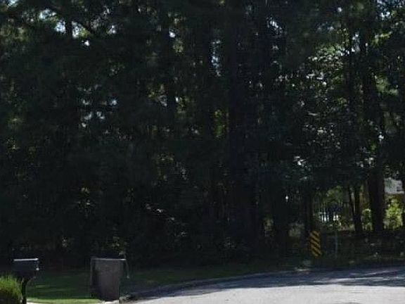 5th image of 214 Tartan Rd