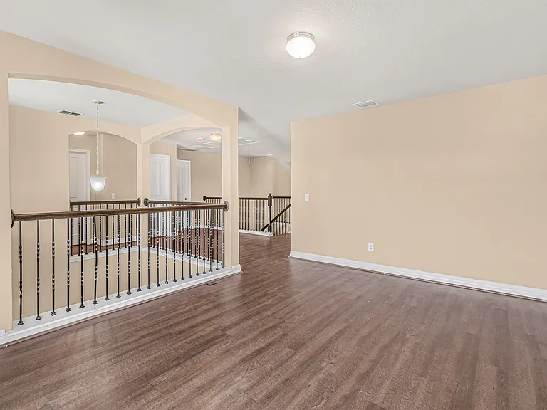 5488 Devonwood St — Photo 24