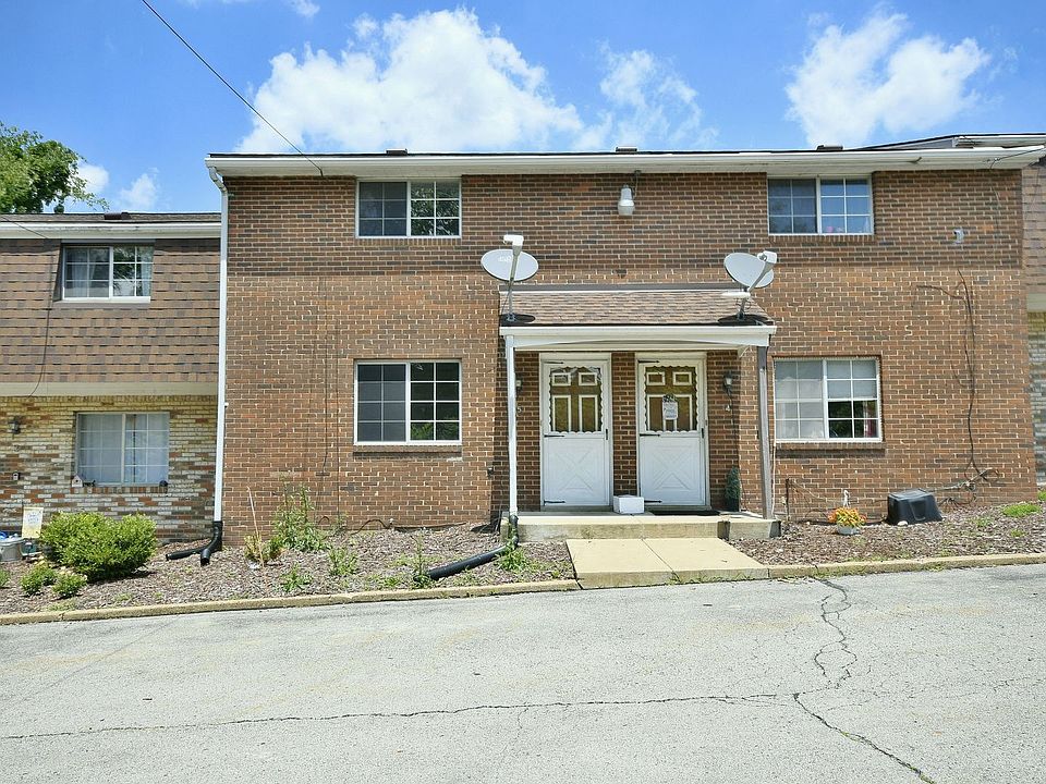 1st image of 427 Manor Rd APT 3