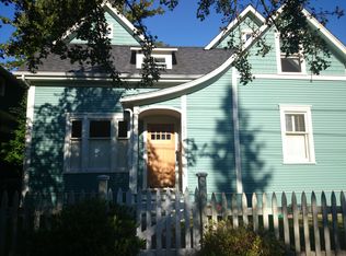 1823 Warren Ave N, Seattle, WA 98109