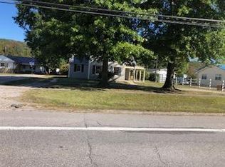 936 Roosevelt Blvd #D, Eleanor, WV 25070