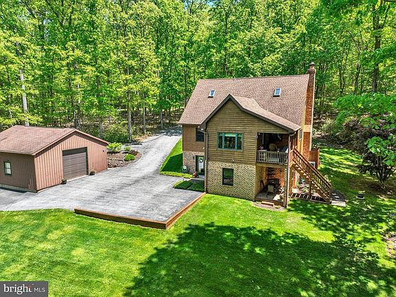 4th image of 2385 Bremer Rd