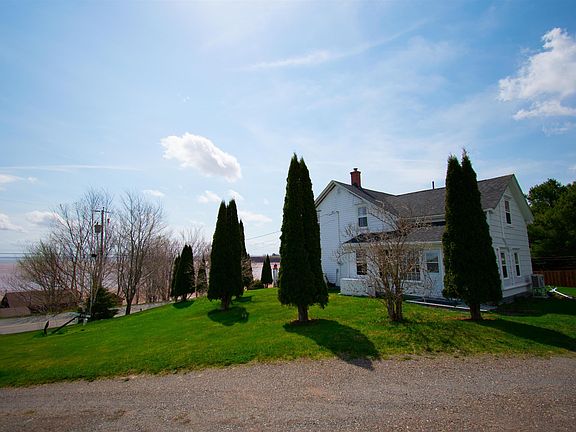4th image of 1529 Pereau Rd