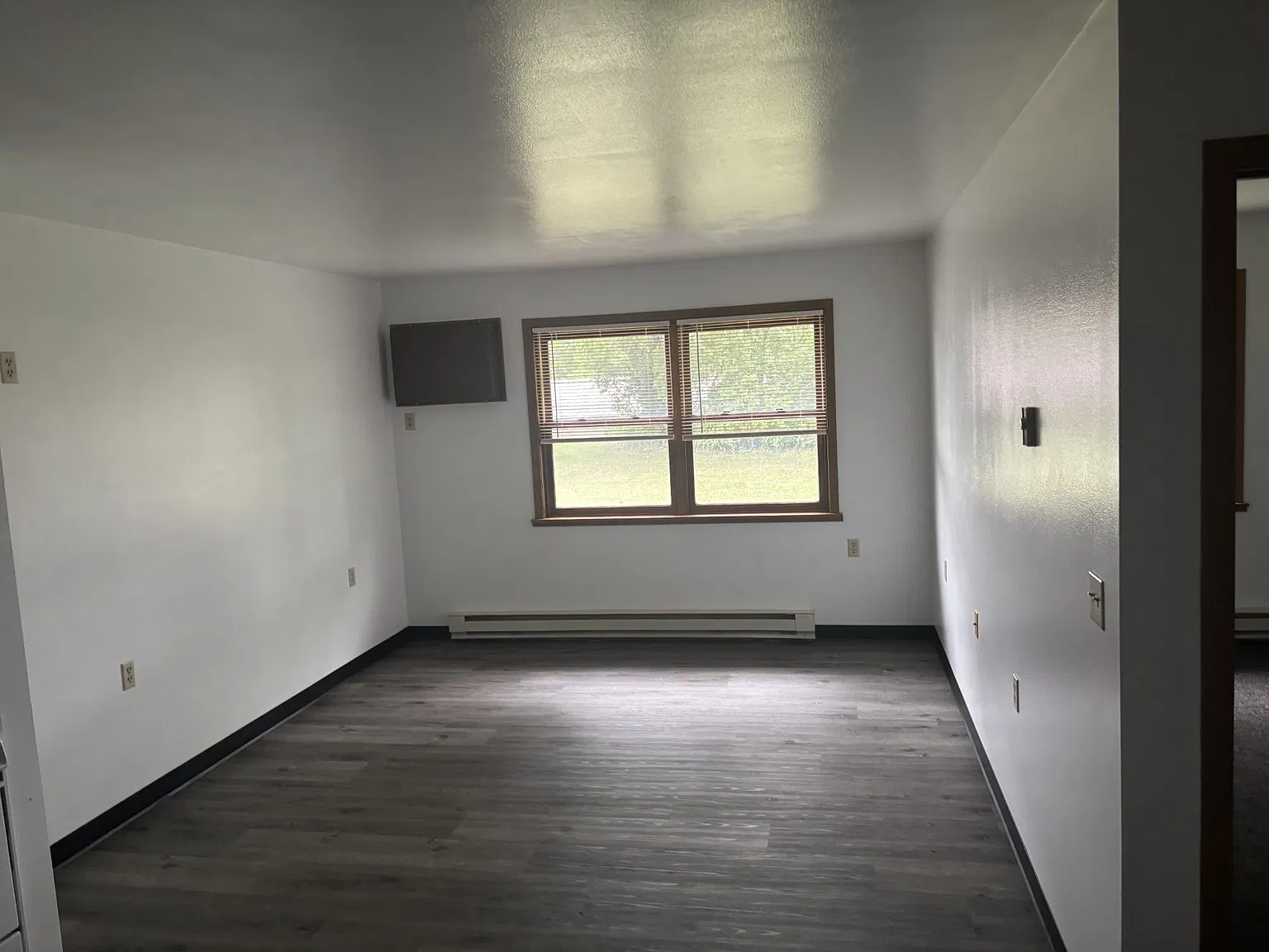 1 bed, 500 sqft, $500 — Photo 3