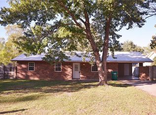 104 Southwood St, West Fork, AR 72774