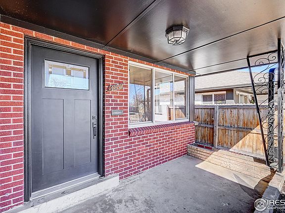 3rd image of 3353 Krameria St E