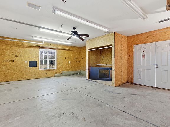 4th image of 2005 W Melville Road