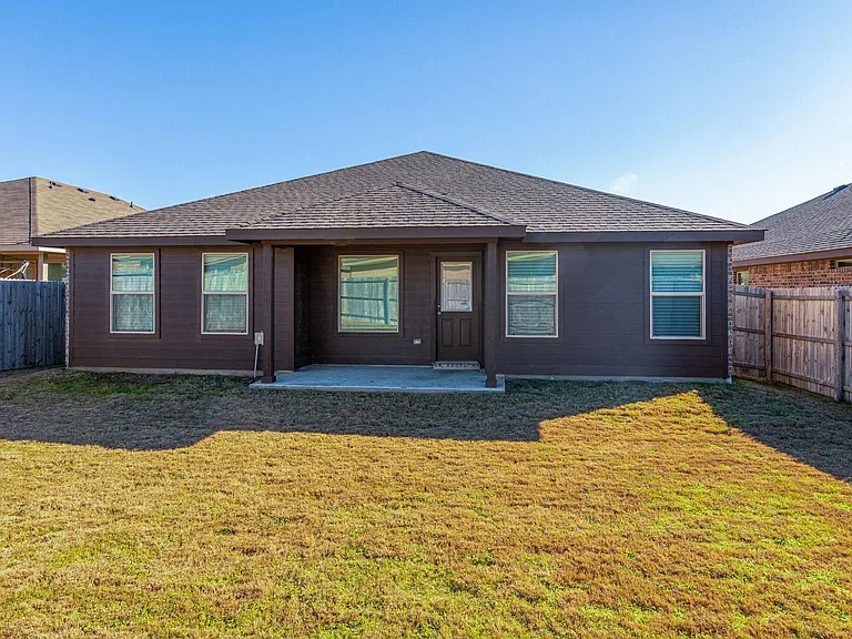 9345 Herringbone Dr — Photo 29