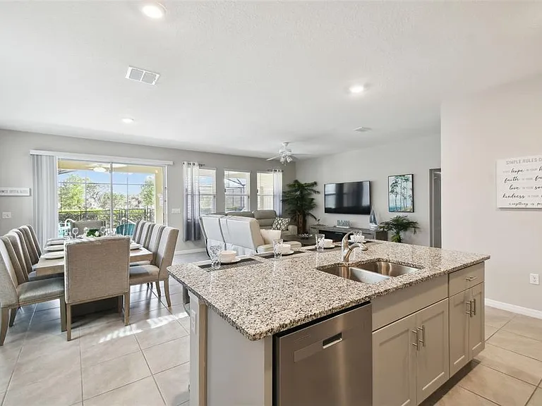 7704 Oakmoss Loop — Photo 49