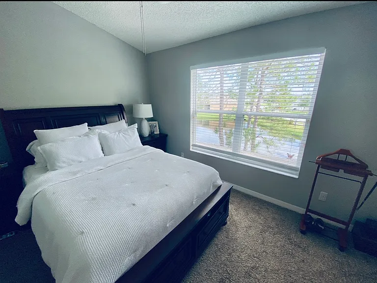 639 Vallance Way NE — Photo 19