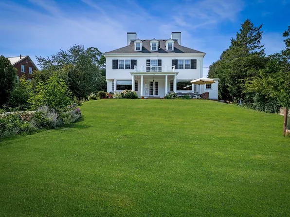 35 Atlantic Ave, Swampscott, MA 01907