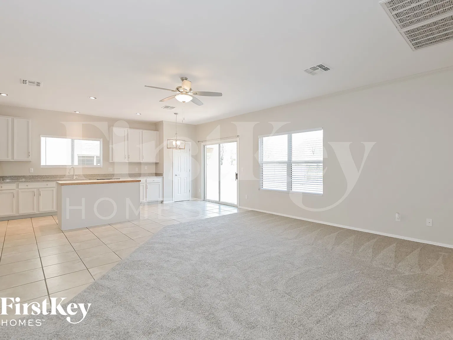 4 bed, 2.0 bath, 1990 sqft, $2,660 — Photo 2