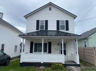 906 Johnson Ave, Portage, PA 15946