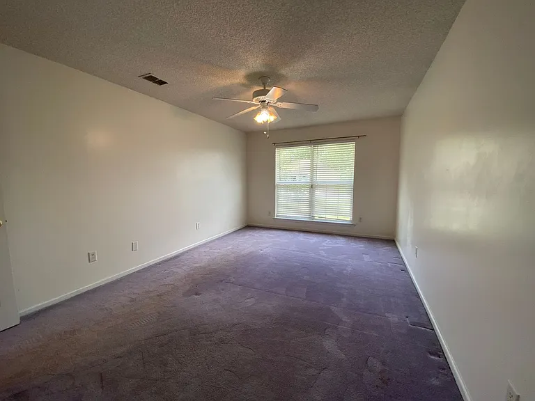 1835 Lawnwoods Dr — Photo 22
