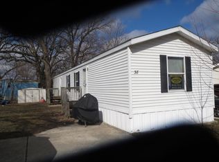 38 Oak St, Minooka, IL 60447